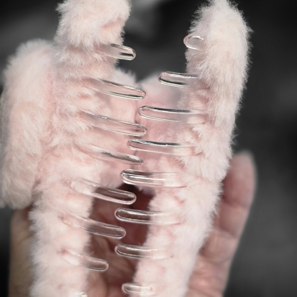 Labubu Hair Clips - Picture 2 of 2